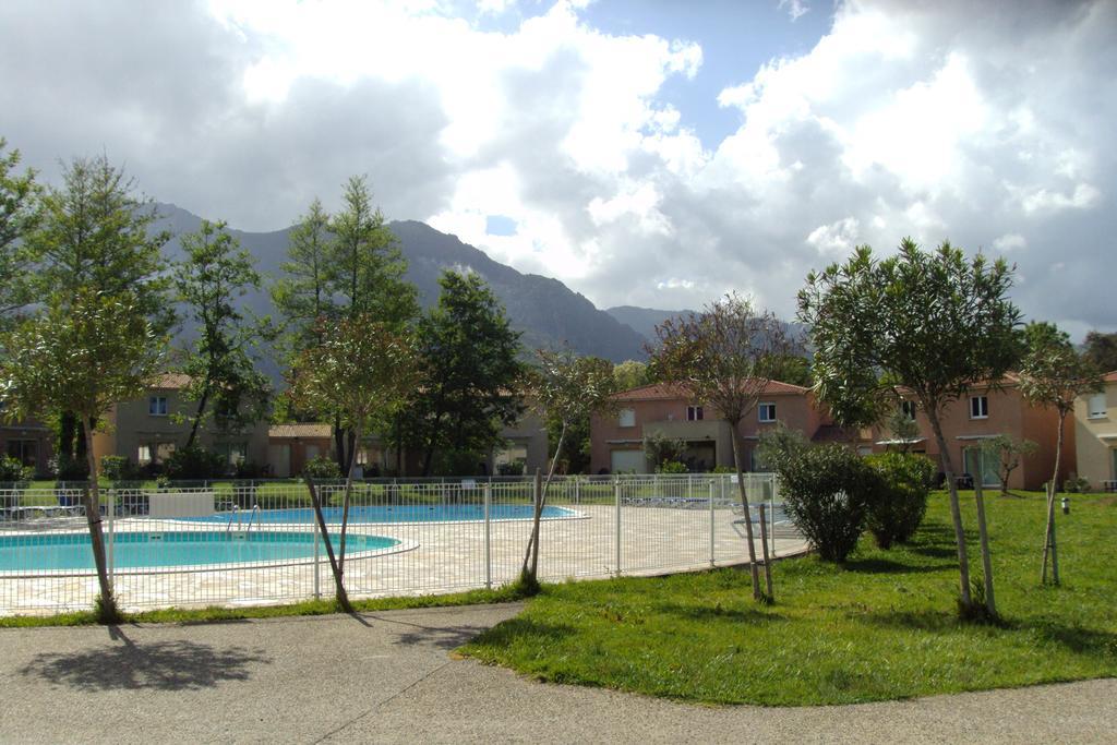 Apartament Chez Twin&Twin Santa-Maria-Poggio  Zewnętrze zdjęcie
