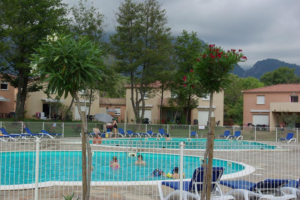 Apartament Chez Twin&Twin Santa-Maria-Poggio  Zewnętrze zdjęcie